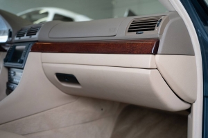 2001 BMW (E38) 740i M Sport thumbnail