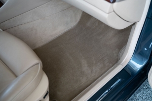 2001 BMW (E38) 740i M Sport thumbnail