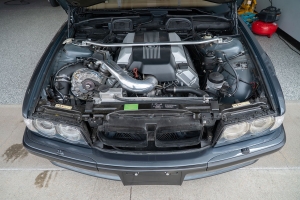 2001 BMW (E38) 740i M Sport thumbnail
