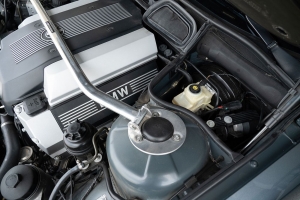 2001 BMW (E38) 740i M Sport thumbnail