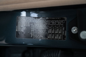 2001 BMW (E38) 740i M Sport thumbnail