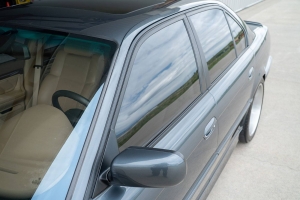 2001 BMW (E38) 740i M Sport thumbnail