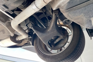 2001 BMW (E38) 740i M Sport thumbnail