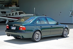 2001 BMW (E39) M5 thumbnail