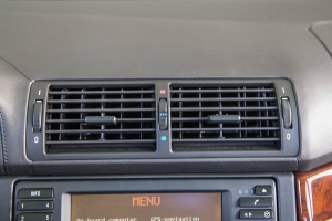 2001 BMW (E39) M5 thumbnail