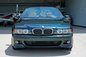 2001 BMW (E39) M5 thumbnail
