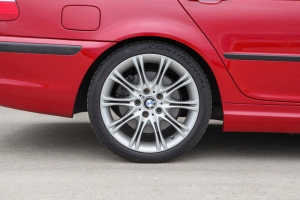 2003 BMW 330i ZHP Sedan thumbnail