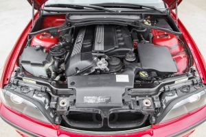 2003 BMW 330i ZHP Sedan thumbnail