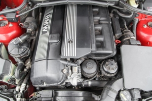 2003 BMW 330i ZHP Sedan thumbnail