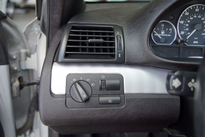 2004 BMW (E46) 330Ci Hardtop Convertible thumbnail