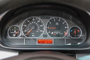 2004 BMW 330i ZHP Sedan thumbnail