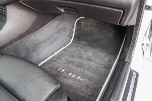 2004 BMW 330i ZHP Sedan thumbnail