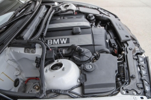 2004 BMW 330i ZHP Sedan thumbnail