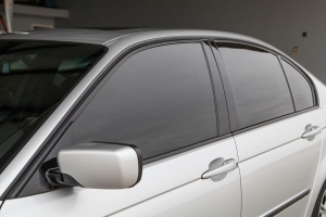 2004 BMW 330i ZHP Sedan thumbnail