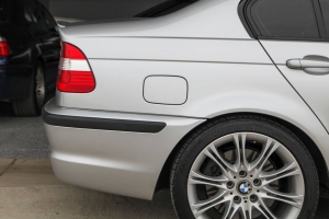 2004 BMW 330i ZHP Sedan thumbnail