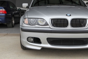 2004 BMW 330i ZHP Sedan thumbnail