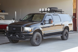 2004 Ford Excursion Limited 4x4 6.0-Power Stroke Fully Bulletproofed thumbnail