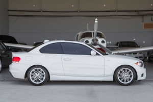 2011 BMW (E82) 128i M Sport thumbnail