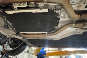 2011.5 BMW E92 M3 ZCP thumbnail
