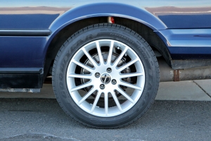 1989 BMW 325i Convertible thumbnail