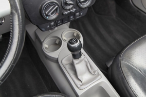 2005 Volkswagen New Beetle Convertible GLS Turbo thumbnail