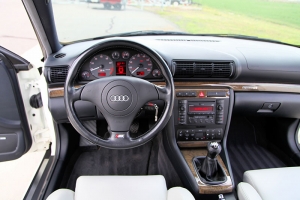 2001 Audi S4 Avant thumbnail