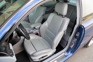 2004 BMW 325Ci thumbnail