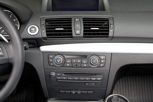 2012 BMW 135i Convertible M Sport thumbnail