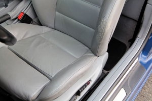 2004 BMW 325Ci thumbnail