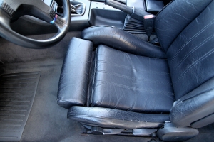 1988 BMW (E30) 325iS thumbnail