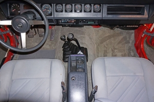 1993 Jeep Wrangler YJ thumbnail