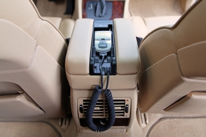 2001 BMW 740i M Sport thumbnail