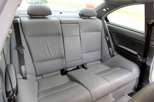 2004 BMW 325Ci thumbnail