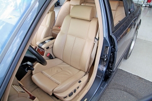 2001 BMW 740i M Sport thumbnail