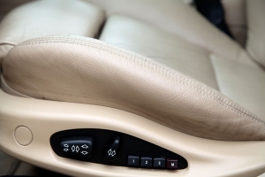 2002 BMW E46 330xi Sport Wagon thumbnail