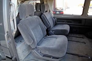 1991 Mitsubishi Delica Exceed thumbnail
