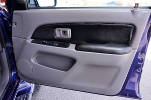 2002 Toyota 4Runner SR5 thumbnail