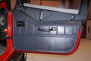1993 Jeep Wrangler YJ thumbnail