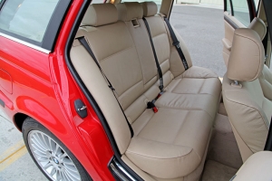 2002 BMW E46 330xi Sport Wagon thumbnail