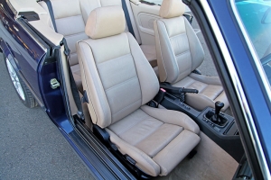 1989 BMW 325i Convertible thumbnail