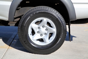 2002 Toyota Tacoma 4X4 Extra Cab SR5 thumbnail