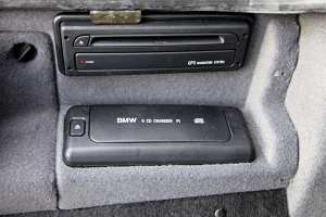 2001 BMW 740i M Sport thumbnail