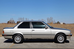 1989 BMW (E30) 325iS thumbnail