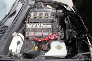 1988 BMW M3 thumbnail