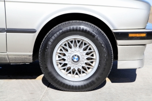 1989 BMW (E30) 325iS thumbnail