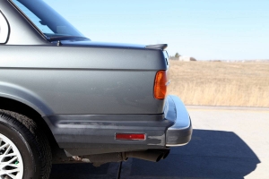 1987 BMW (E30) 325iS thumbnail