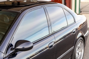 2002 BMW (E39) M5 thumbnail