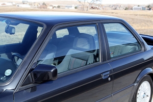 1990 BMW 325i M Tech II Coupe thumbnail