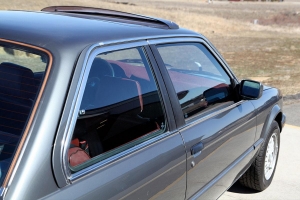 1987 BMW (E30) 325iS thumbnail