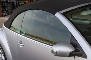 2005 Volkswagen New Beetle Convertible GLS Turbo thumbnail